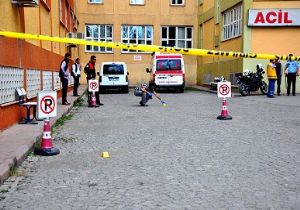 Polis saldırganı yakaladı